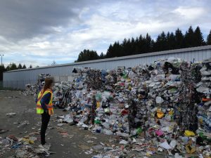 Recyclage aerosol : où jeter une bombe spray et comment éviter les erreurs dangereuses