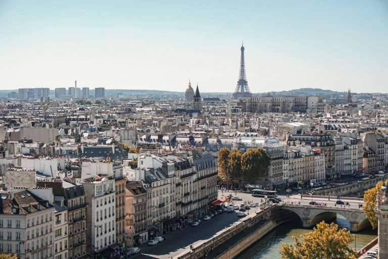 Où jeter un appareil électronique à Paris : le chemin le plus sûr, selon votre cas
