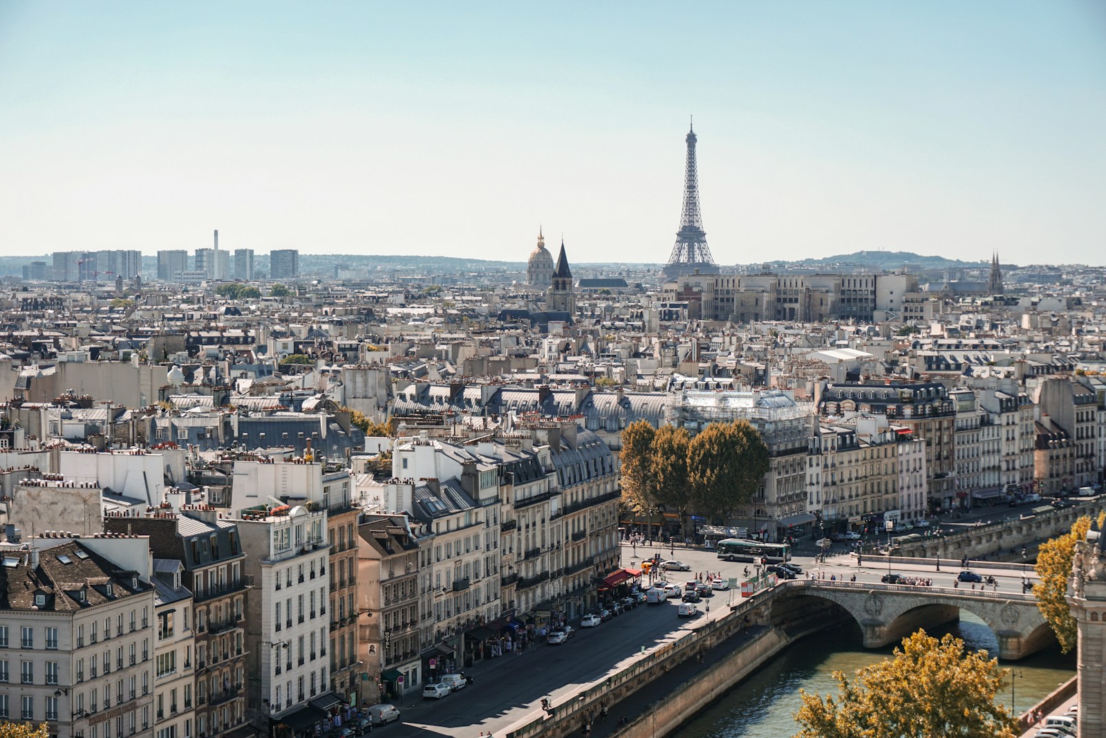 Où jeter un appareil électronique à Paris : le chemin le plus sûr, selon votre cas